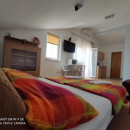 Apartments Vala Vinišće Cameră foto