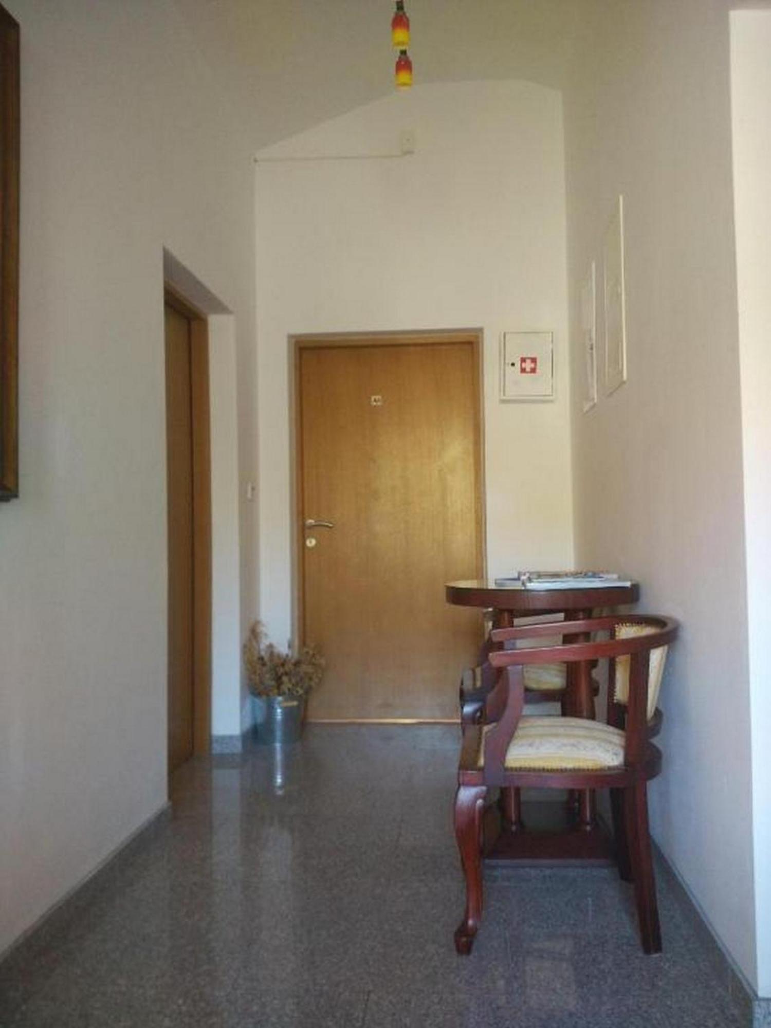 Apartments Vala Vinišće Cameră foto