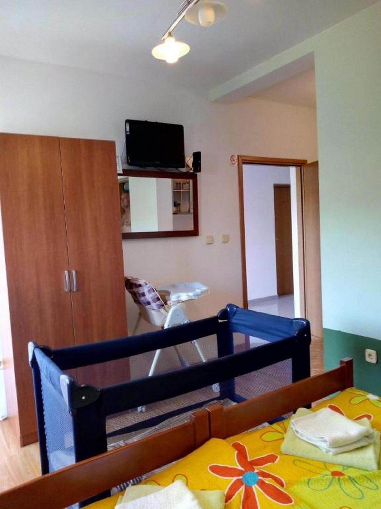Apartments Vala Vinišće Cameră foto
