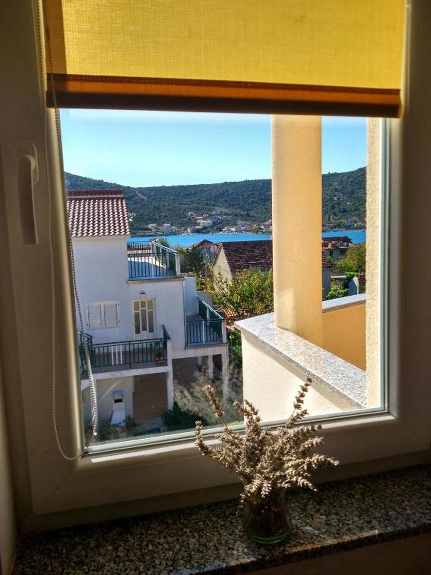 Apartments Vala Vinišće Cameră foto